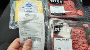 Mięso wołowe mielone w biedronce i portugalski ser