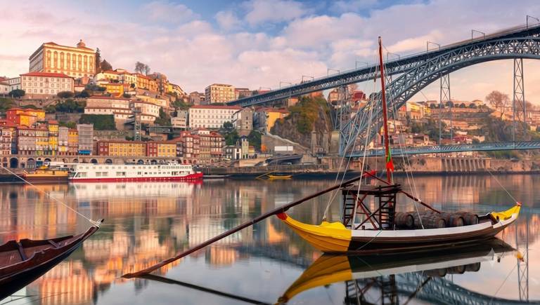 PORTO - na weekend piątek - poniedziałek, 3 pełne dni za 789 zł! Loty z WRO + 3* WOT Porto Soul w samym centrum, list i gru