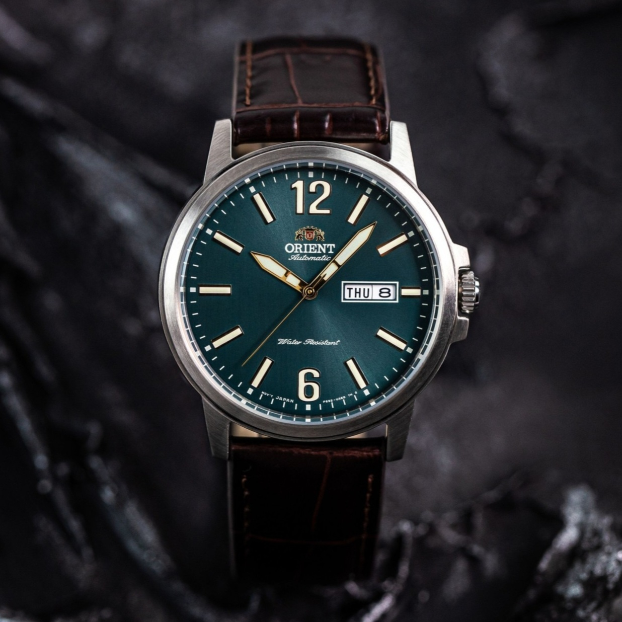 Zegarek Orient Contemporary RA-AA0C06E19B Automatic – zielona tarcza, brązowy skórzany pasek
