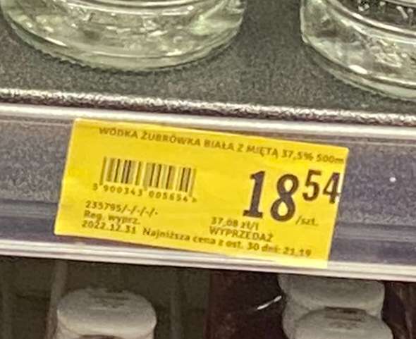 Wódka Żubrówka Biała z Nutą Mięty, 37.5% @Stokrotka