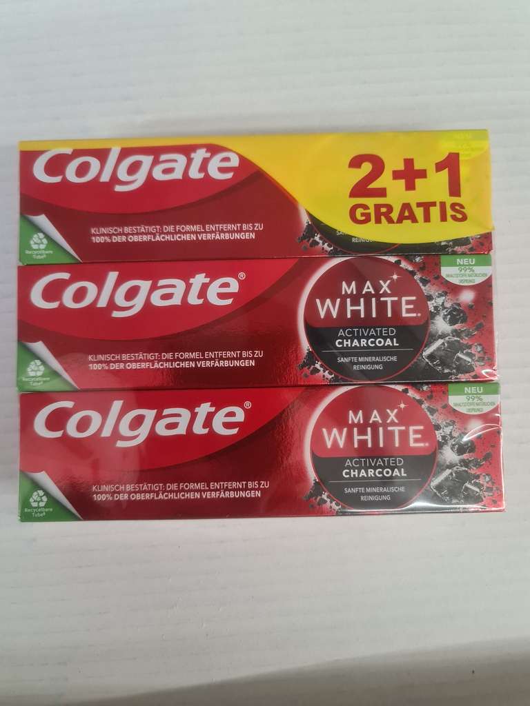 Pasta do zębów Colgate Max White Activated Charcoal, 75ml, 2 + 1 gratis, 3 pack, 5,25 zł/1 szt. w Lidl