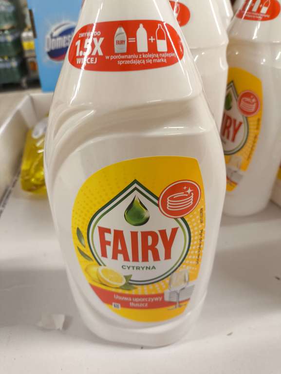 Płyn do naczyń Fairy 1350 ml, przy zakupie dwóch 10,50zł/1350 ml butelka. 7,77zł/1l @Biedronka