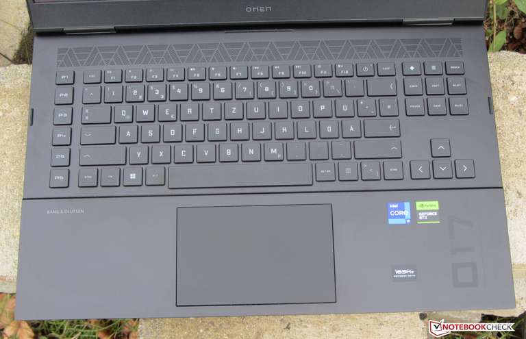 Laptop HP Omen 17 - 17.3 QHD 165Hz / RTX 4080 12GB 175W / i7-13700HX / 32GB DDR5 / 1TB SSD / Win11 - €2029,30