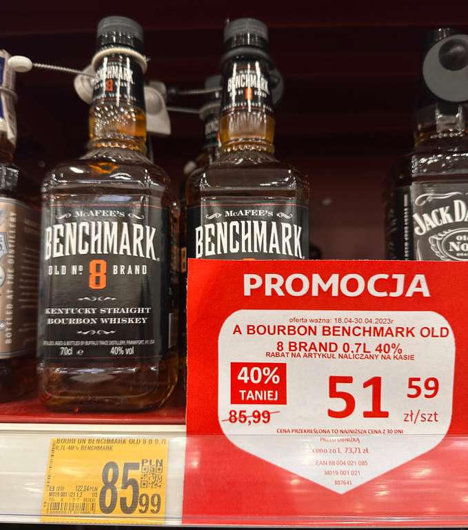 BENCHMARK OLD 8 BRAND Bourbon/Whiskey 0.7l