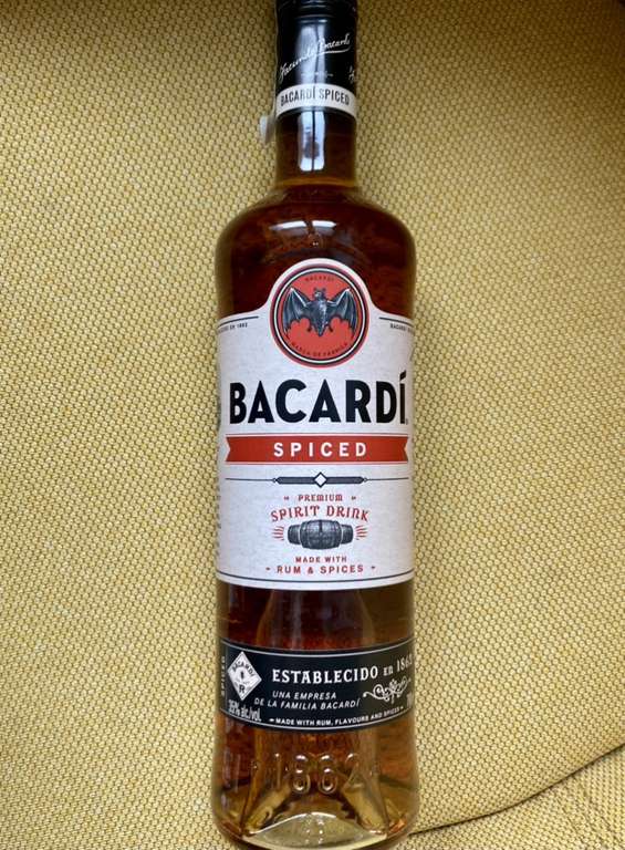 Bacardi Spiced 0.7L - Żabka