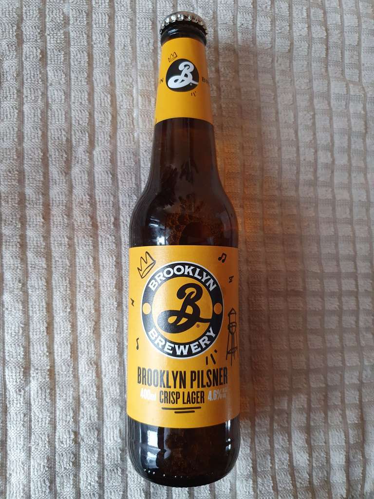 Piwo Brooklyn Brewery pilsner crisp lager 4.6% 400 ml DINO