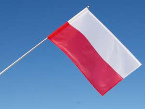 Ełk: Za darmo flaga Polski i Ełku