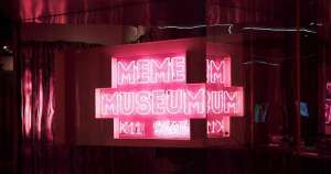 Bezpłatny wstęp do Muzeum Memów w Płocku