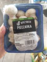 Mini pieczarki 1,99 zł za 250 g Biedronka