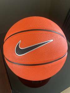 Piłka do koszykówki Nike Swoosh Mini - Galeria Arkadia Sklep Nike