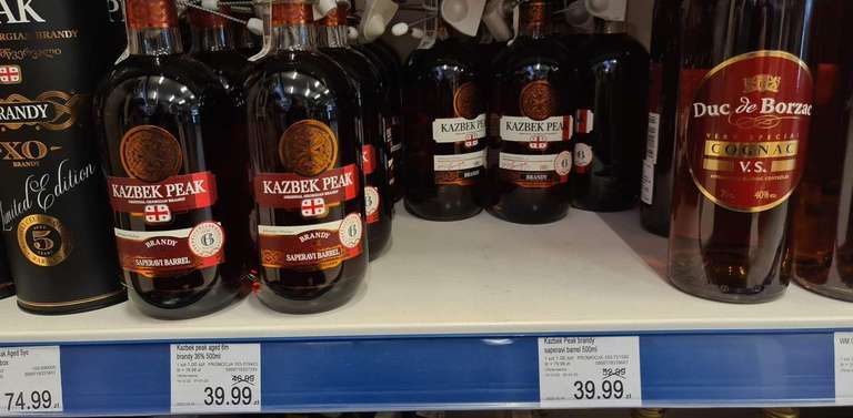 Alkohol Brandy Kazbek Peak 0,5 l, 6 miesieczne, 36%, 2 rodzaje [zbiorcza] w Eclerc