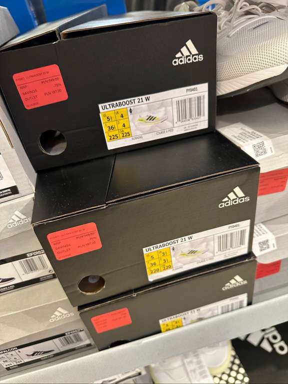 Adidas ultraboost 20 i 21 w Adidas outlet store Gdańsk