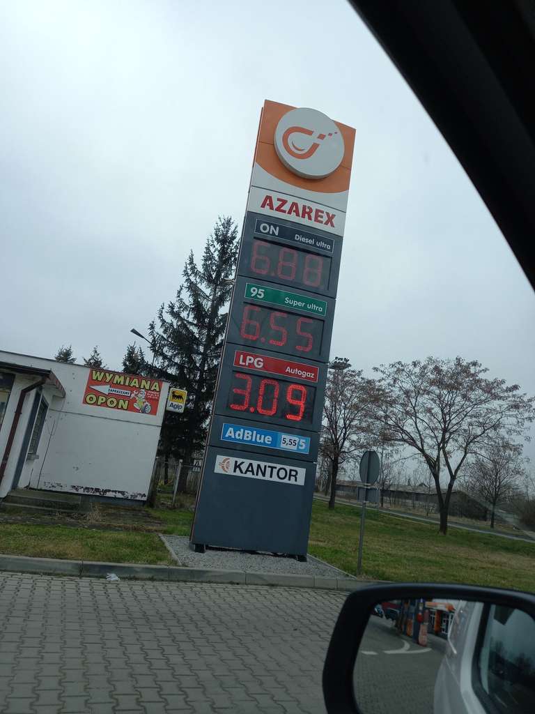 Diesel ON 6.88 stacją Azarex w Świdnicy.