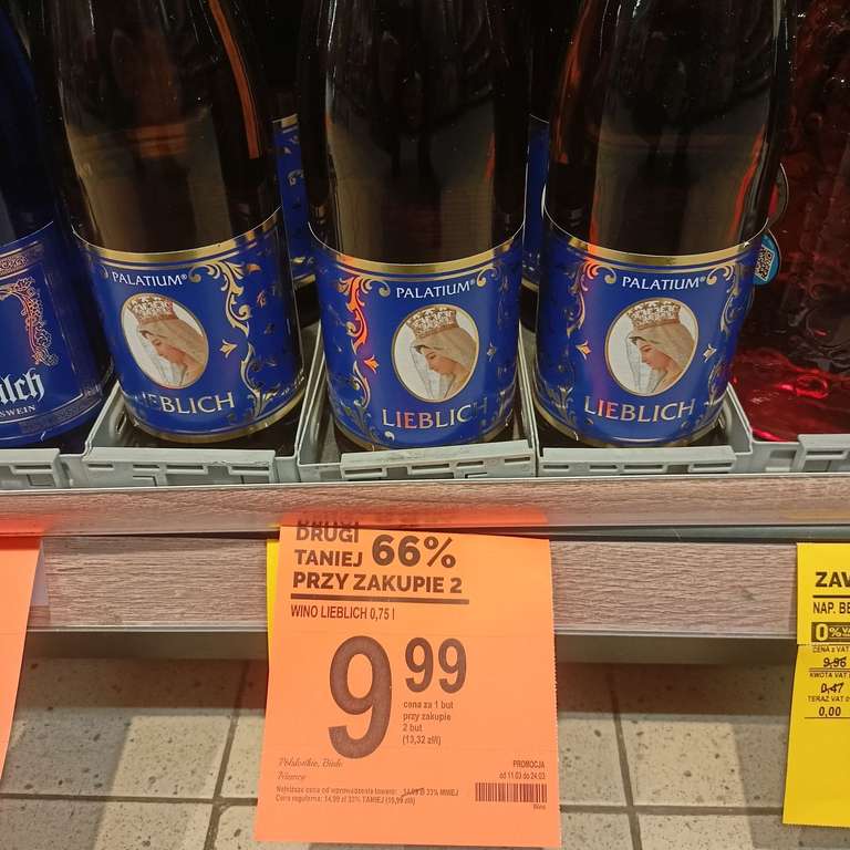 Wino białe półsłodkie Lieblich 0,75l i Liebfraumilch 0,75l za 11,99zł ("Maryja"). Cena przy zakupie dwóch. Sklep Biedronka