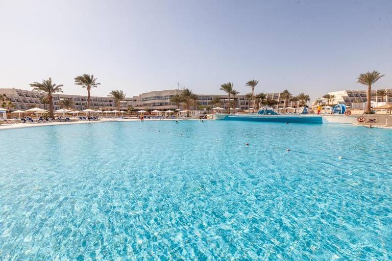EGIPT na Ferie 2027 w 5* hotelu z ALL INCLUSIVE od 1299 zł! Loty z KTW, WRO i WMI + super Pharaoh Azur Resort, sty/lut, 2+2