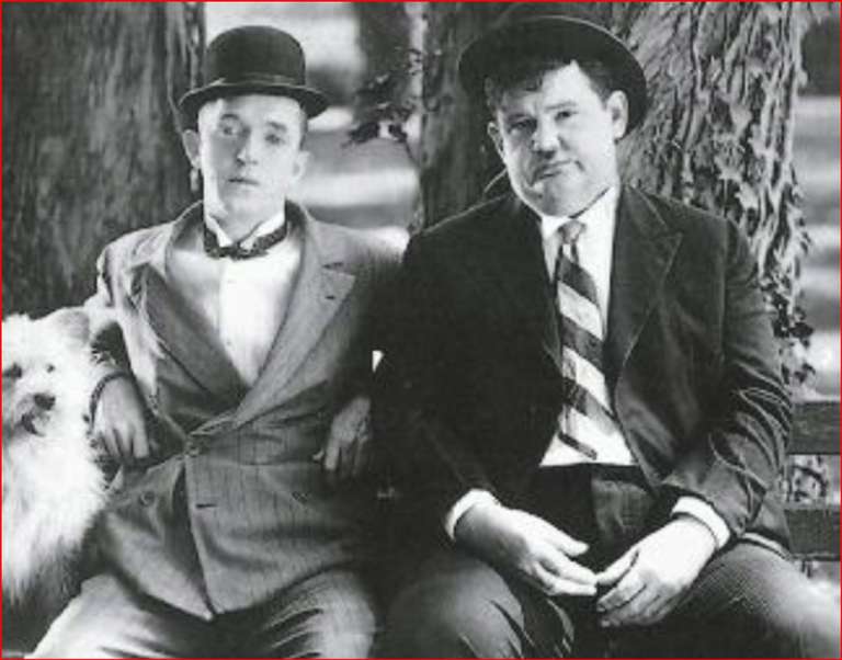 Kolekcja 21 płyt DVD z Flipem i Flapem (Laurel & Hardy 21 Disc Collection) - kultowe kino komediowe w wersji B&W