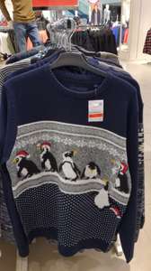 Sweter świąteczny C&A za 39 zł, różne wzory i rozmiary.