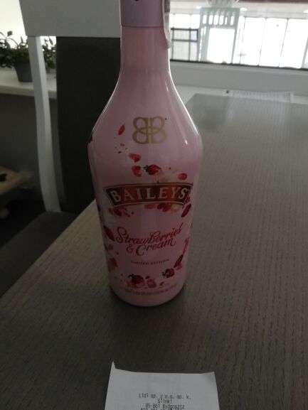 Baileys Strawberries & Cream w Lidlu