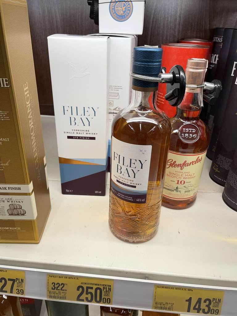 Whisky Filey Bay Single Malt STR Finish 0,7 L - Auchan Bielany Wr.