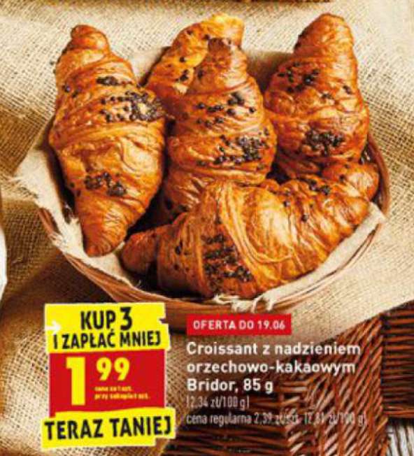 croissant francuski z nadzieniem orzechowo-kakaowym, 17-19/06, przy zakupie 3szt., Biedronka