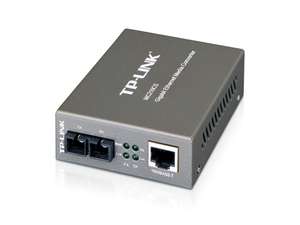 Media konwerter TP-LINK MC210CS (skrętka - optyk i na odwrót) + promka na powerbanki i akcesoria tel @ Empik