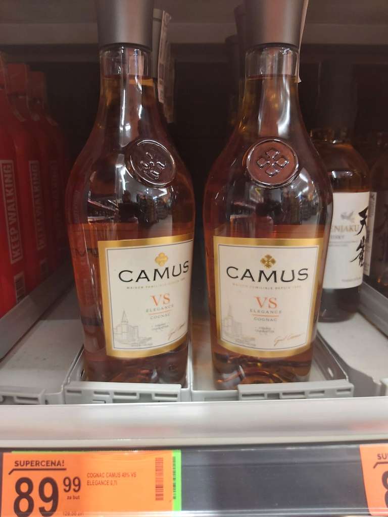 Camus VS Elegance koniak 40 % 0,7 l i Four Roses bourbon whiskey 40 % 0,7 l - Biedronka