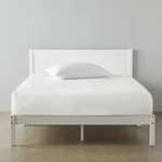 Amazon Basics, biała rama łóżka z litej sosny z klasycznym zagłówkiem 140x200 | 121,9€