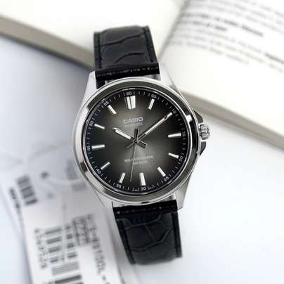 Zegarek Męski CASIO Solar, szafir MTS-RS100L-1AVDF