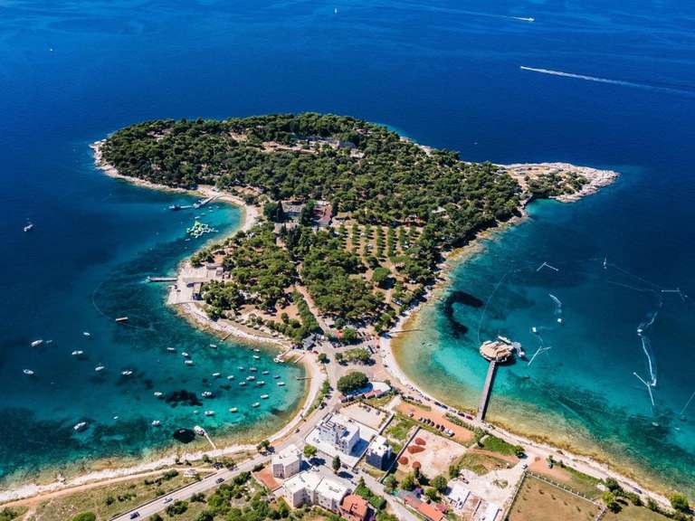 Przedłużony weekend (sobota-wtorek) w Chorwacji na półwyspie Istria. W cenie loty z Katowic i noclegi + propozycje atrakcji. Maj 2024r.