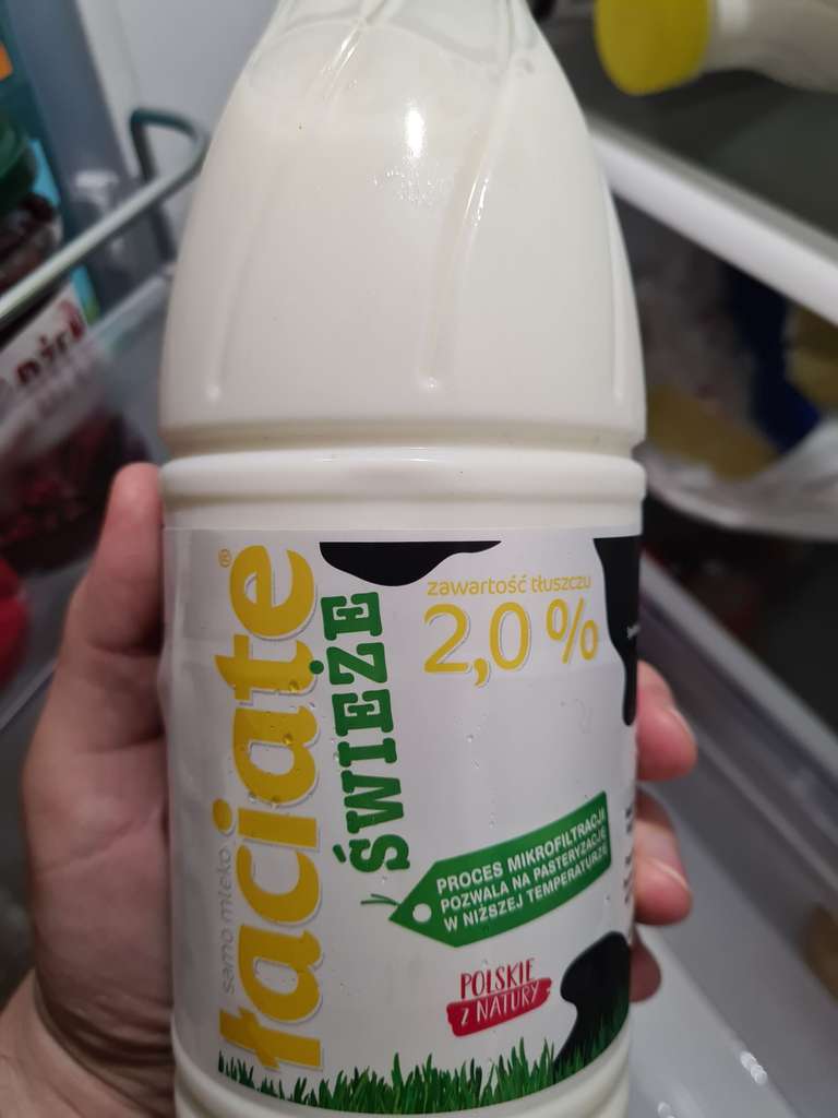 Mleko świeże 2% 1 litr Łaciate Emma Market
