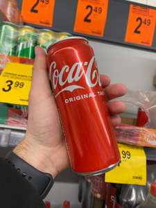 Napój Coca-Cola 0.33l (Cena przy zakupie 4 szt.) - Biedronka