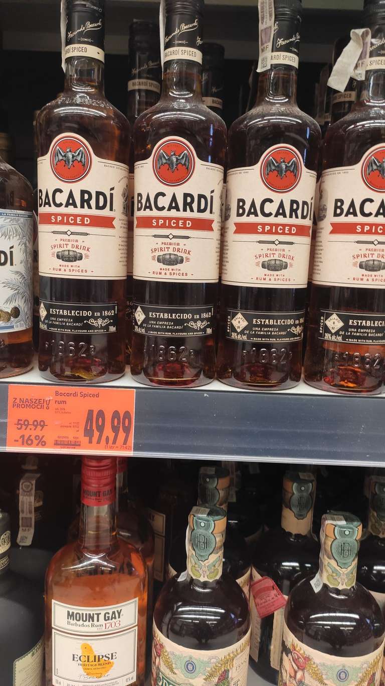 Bacardi spiced rum 700 ml 49.99 pln