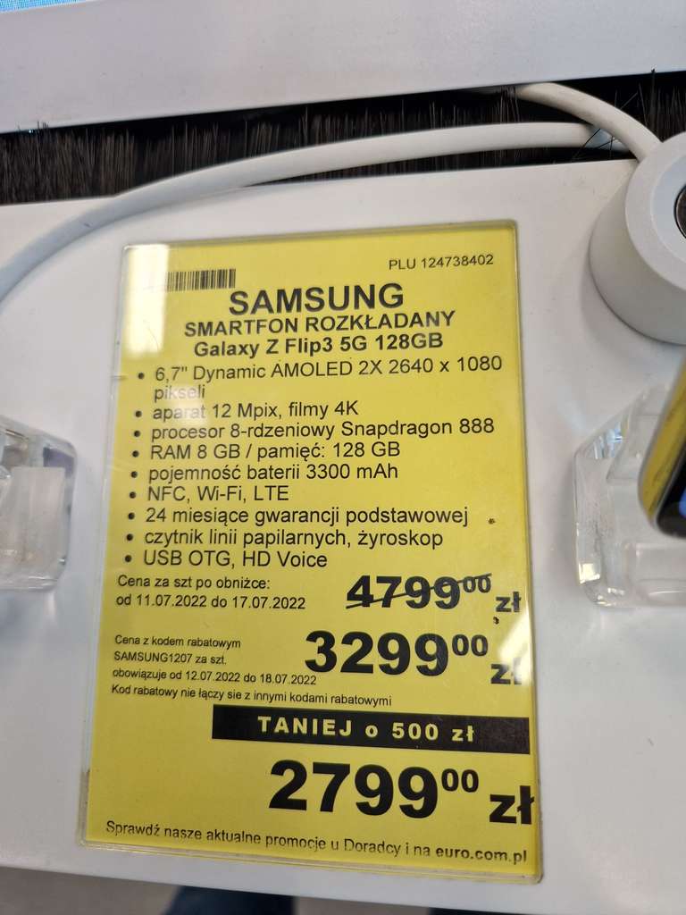 Smartfon Samsung Galaxy Z Flip3 5G 128GB taniej z kodem w sklepach stacjonarnych RTV EURO AGD stacjonarnie